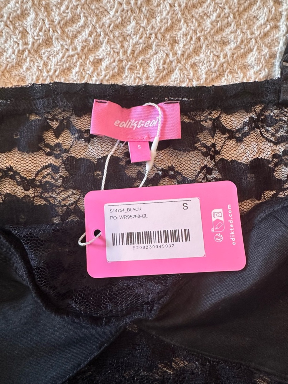 NWT Edikted Black Lace Camisole Top - Picture 4 of 11